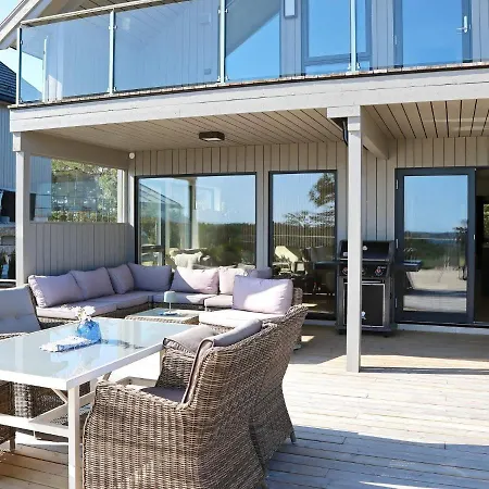 펜션 Holiday Home Sondeled *
