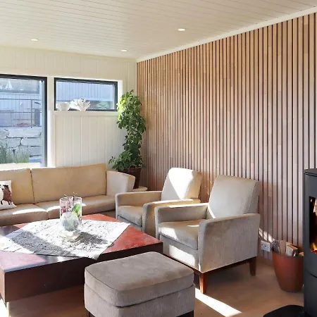 펜션 Holiday Home Sondeled *