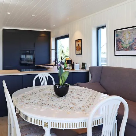 펜션 Holiday Home Sondeled *